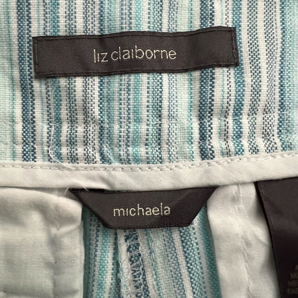 Liz Claiborne Michaela Blue Pinstripe 100% Cotton Capri Pants, Size 12 - Picture 4 of 16